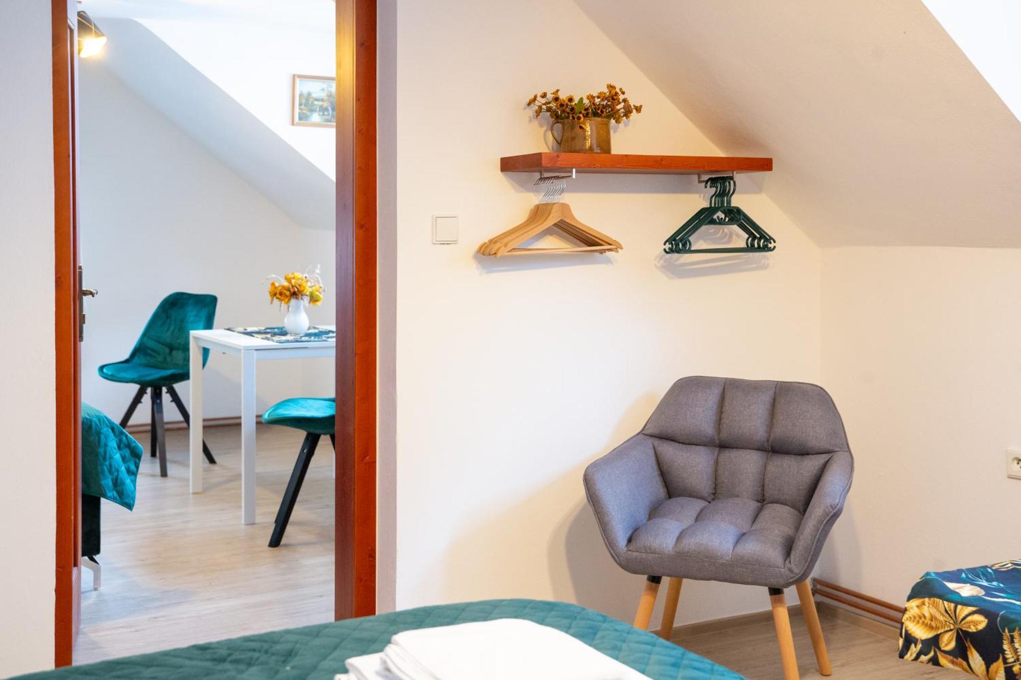 Rezidence Plesivec - Rodinny Apartman S 3 Loznicemi Чешки Крумлов Екстериор снимка